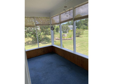Welcome to this well-maintained, one-owner home, offering 3 - photo 9