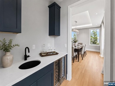 Welcome to 14 Allison Drive in Englewood Cliffs, a recently - photo 14