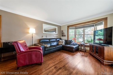 LOCATION, LOCATION, LOCATION, CLEAN UPDDATED 4 BDRM, 2 FULL BATH - photo 14