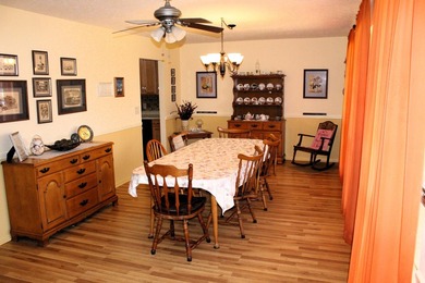 Welcome to this beautifully maintained all-brick ranch-style - photo 15