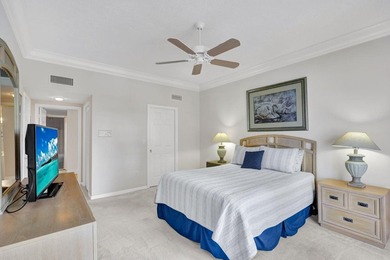 Rarely available penthouse in the sky with southwest facing - photo 18