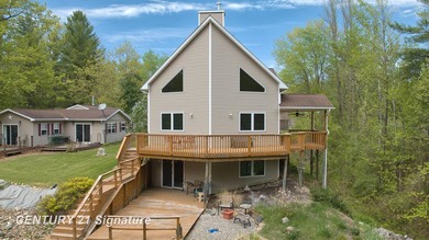 Waterfront property on Secord Lake/ Tittabawassee River! Home is - photo 1