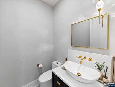 Welcome to 14 Allison Drive in Englewood Cliffs, a recently - photo 21