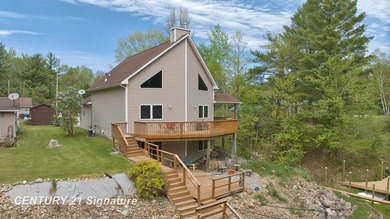 Waterfront property on Secord Lake/ Tittabawassee River! Home is - photo 2