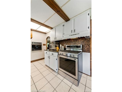 LOCATION, LOCATION, LOCATION, CLEAN UPDDATED 4 BDRM, 2 FULL BATH - photo 22