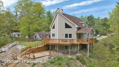 Waterfront property on Secord Lake/ Tittabawassee River! Home is - photo 3