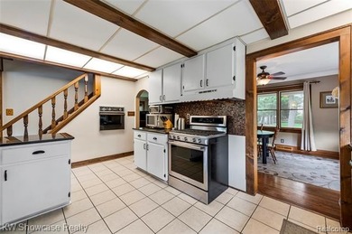 LOCATION, LOCATION, LOCATION, CLEAN UPDDATED 4 BDRM, 2 FULL BATH - photo 24
