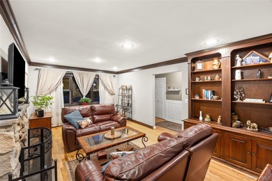 Welcome to this charming and well-maintained Ranch, perfectly - photo 5