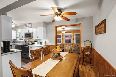 Welcome to this charming and well-maintained Ranch, perfectly - photo 7