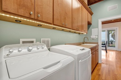 Spacious custom-built quality home offering OUTSTANDING OCEAN - photo 34