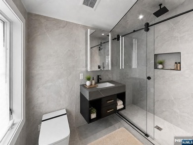 Welcome to 14 Allison Drive in Englewood Cliffs, a recently - photo 36