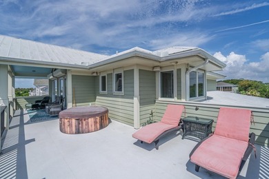 Spacious custom-built quality home offering OUTSTANDING OCEAN - photo 45