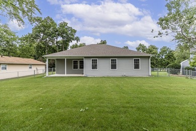 9 YEAR YOUNG RANCH HOME IN BEAUTIFUL LAKES OF THE FOUR SEASONS - photo 48