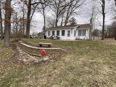 Lake Home For Sale in Fremont, Indiana