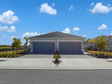Located in the desirable Tucker's Cove neighborhood within - photo 1
