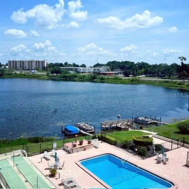 Lake Condo For Sale in Winter Haven, Florida