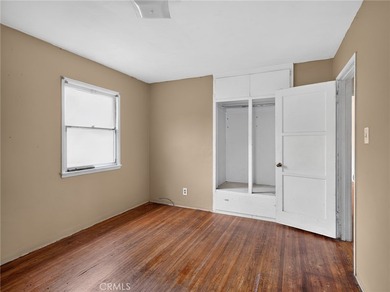 Charming Ventura Westside bungalow offering endless potential in - photo 13