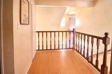 Welcome to this beautifully upgraded and exceptionally spacious - photo 16