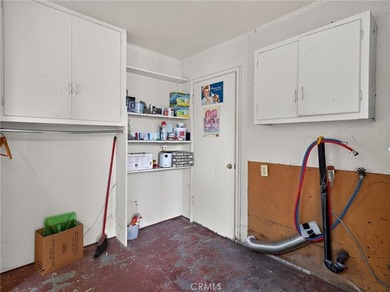 Charming Ventura Westside bungalow offering endless potential in - photo 16