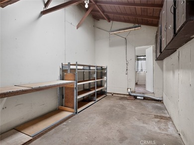 Charming Ventura Westside bungalow offering endless potential in - photo 17