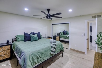 Completely remodeled and loaded with upgrades, this stunning 3 - photo 19