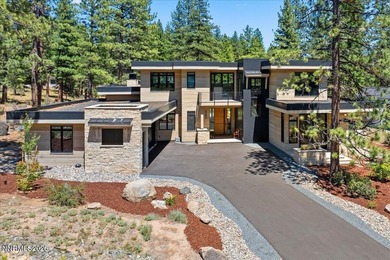 Experience elevated mountain living in this exceptional Mountain - photo 1
