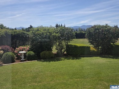 Your forever home awaits in this beautifully maintained - photo 22