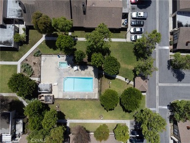 Welcome to this beautifully upgraded and exceptionally spacious - photo 25