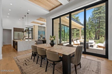 Experience elevated mountain living in this exceptional Mountain - photo 6
