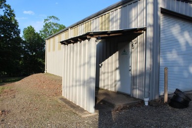4,288 sqft Office/House, 50X90 insulated red iron shop, 2500 - photo 37