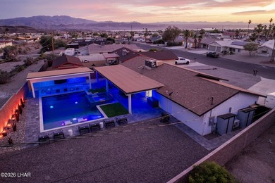 Completely remodeled and loaded with upgrades, this stunning 3 - photo 38