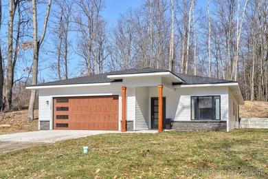 (private lake, pond, creek) Home For Sale in Stanwood Michigan