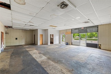 Great Industrial/Business/Commercial Building. One story - photo 1