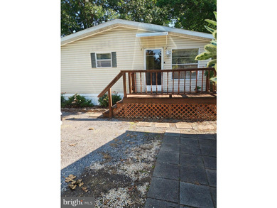 (Seller did not want professional pictures) Water, sewer, and - photo 3