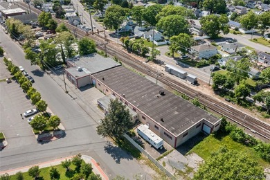 Great Industrial/Business/Commercial Building. One story - photo 7
