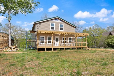 Lake Cumberland Home For Sale in Burnside Kentucky
