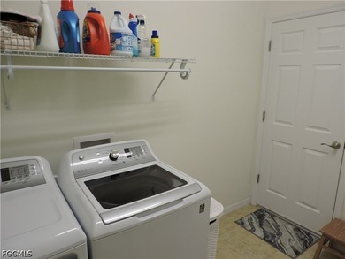 MOVE IN READY AND EXTREMELY CLEAN! PICTURE PERFECT! ~ This - photo 30
