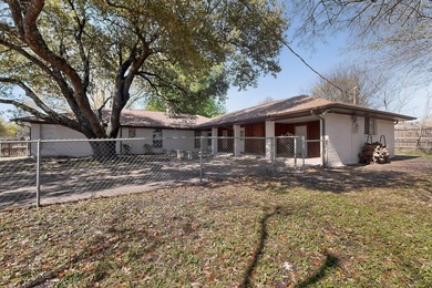 Completely remodeled and move-in ready, this stunning home is - photo 31