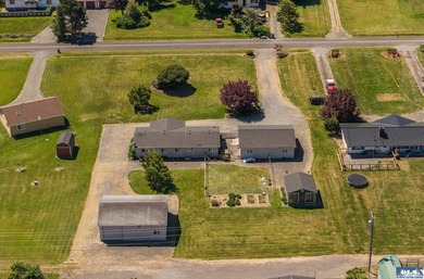Lovely home with partial views of the Mountains and the Strait - photo 34