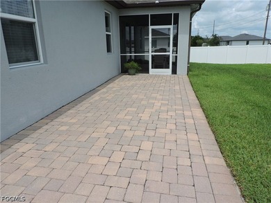 MOVE IN READY AND EXTREMELY CLEAN! PICTURE PERFECT! ~ This - photo 35