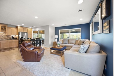Impeccably furnished and decorated, this condo is a must see! - photo 9