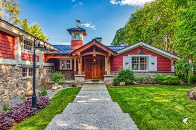 Set on one of Mirror Lake's most desirable shorelines, Bear's - photo 10