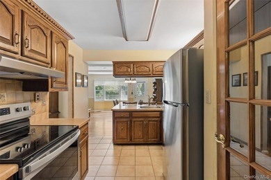 602 Syracuse, a tremendous Split style home perfectly situated - photo 4