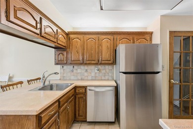 602 Syracuse, a tremendous Split style home perfectly situated - photo 5