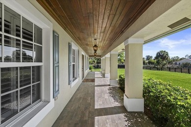 A rare 12-ACRE PRIVATE ESTATE offering exceptional luxury and - photo 13