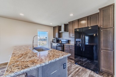 Welcome to 1785 E. Antelope Street in Silver Springs-a like-new - photo 4