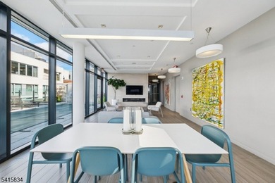 Discover sophisticated city living in this bright and spacious - photo 15