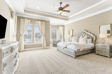 Contemporary Italian Villa set on just over 3/4 acre in - photo 17