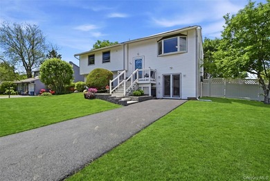 Stunning, Fully Renovated High Ranch in the Heart of East - photo 2