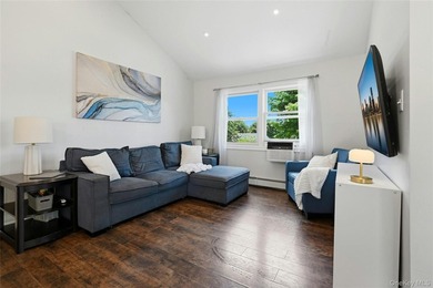Stunning, Fully Renovated High Ranch in the Heart of East - photo 5